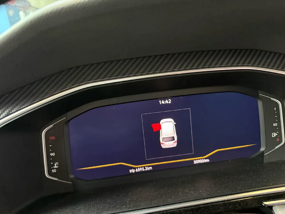 2024 Volkswagen Tiguan L 2.0T 186HP L4 7DCT,autocango,china used car exporter,china ev exporter,chinese used car exporter,chinese used ev exporter