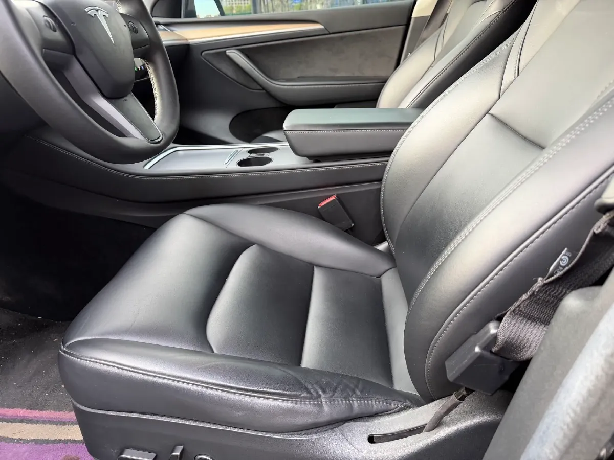 2022 Tesla Model Y BEV 60KWH,autocango,china used car exporter,china ev exporter,chinese used car exporter,chinese used ev exporter