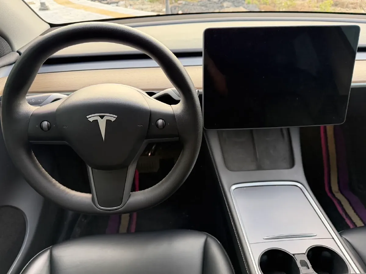 2022 Tesla Model Y BEV 60KWH,autocango,china used car exporter,china ev exporter,chinese used car exporter,chinese used ev exporter