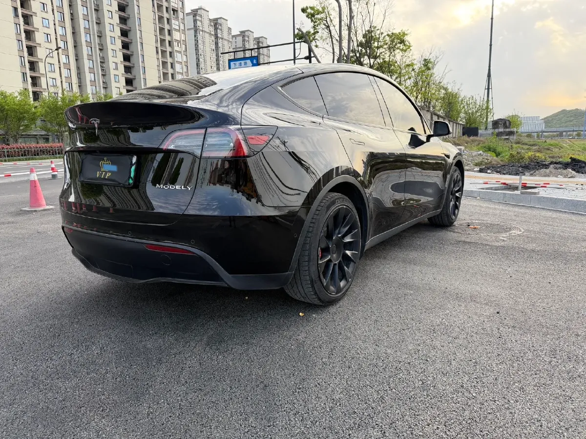 2022 Tesla Model Y BEV 60KWH,autocango,china used car exporter,china ev exporter,chinese used car exporter,chinese used ev exporter