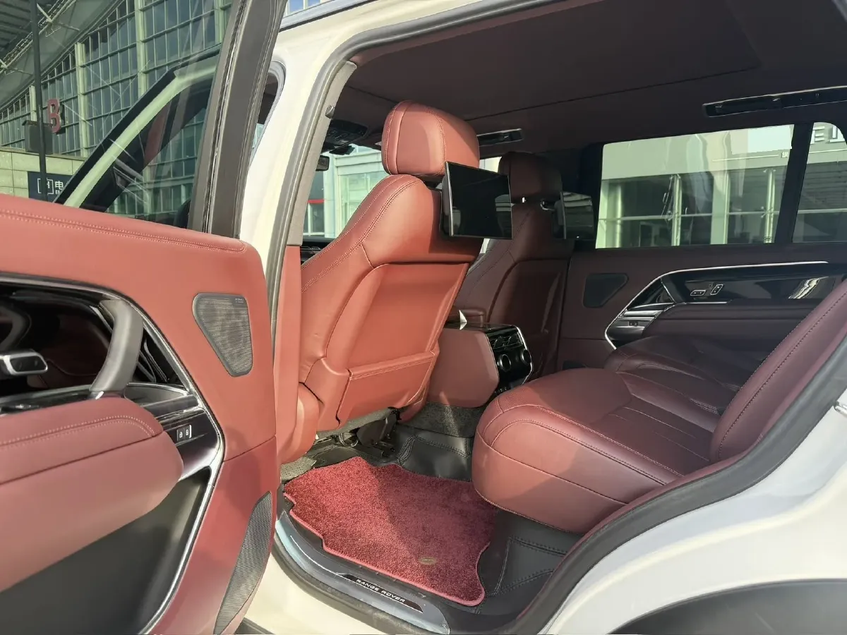 2024 Land Rover Range Rover 3.0T 400HP L6 8AT,autocango,china used car exporter,china ev exporter,chinese used car exporter,chinese used ev exporter