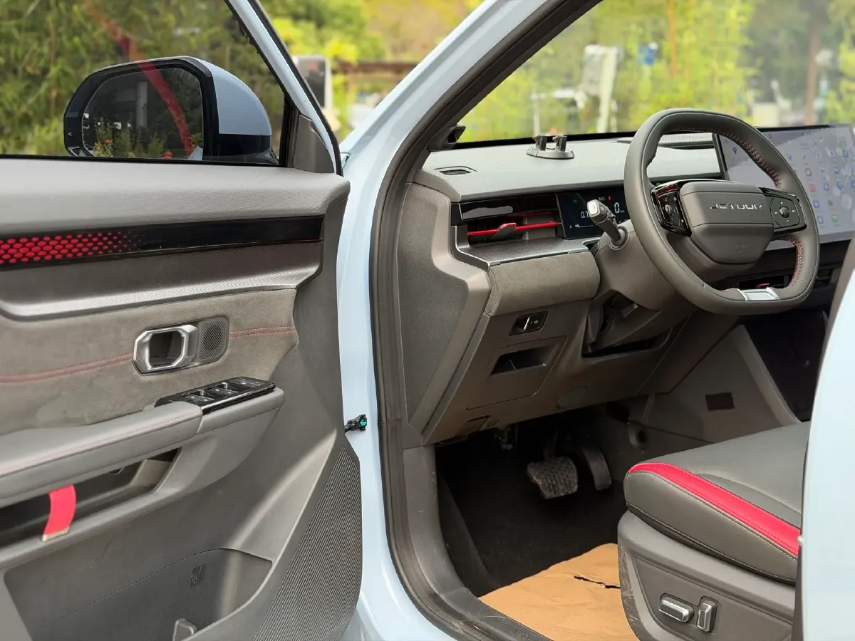 2022 Jetour DASHING 1.6T 197HP L4 7DCT,autocango,china used car exporter,china ev exporter,chinese used car exporter,chinese used ev exporter