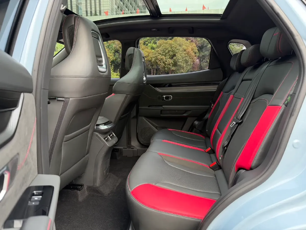 2022 Jetour DASHING 1.6T 197HP L4 7DCT,autocango,china used car exporter,china ev exporter,chinese used car exporter,chinese used ev exporter