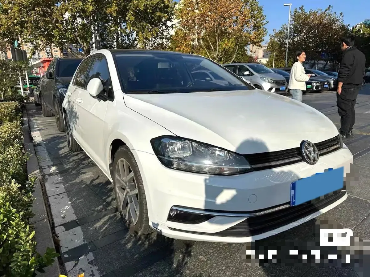 2020 Volkswagen Golf 1.2T 116HP L4 7DCT,autocango,china used car exporter,china ev exporter,chinese used car exporter,chinese used ev exporter