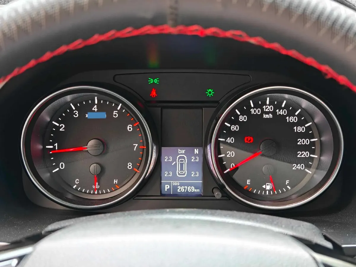 2021 Haval M6 1.5T 150HP L4 7DCT,autocango,china used car exporter,china ev exporter,chinese used car exporter,chinese used ev exporter