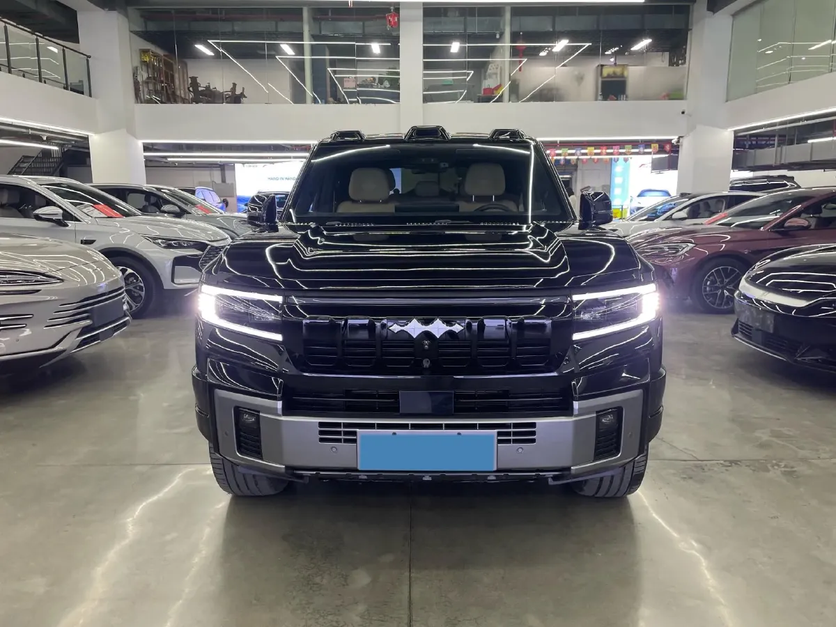 2025 FangChengBao Bao 8 2.0T 245HP L4 E-CVT PHEV 36.8KWH,autocango,china used car exporter,china ev exporter,chinese used car exporter,chinese used ev exporter
