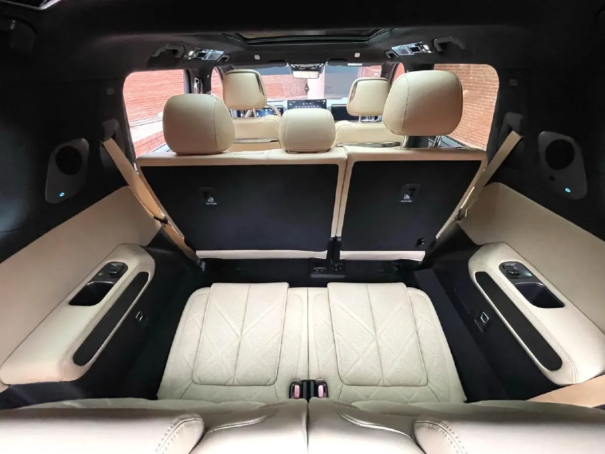 2025 FangChengBao Bao 8 2.0T 245HP L4 E-CVT PHEV 36.8KWH,autocango,china used car exporter,china ev exporter,chinese used car exporter,chinese used ev exporter