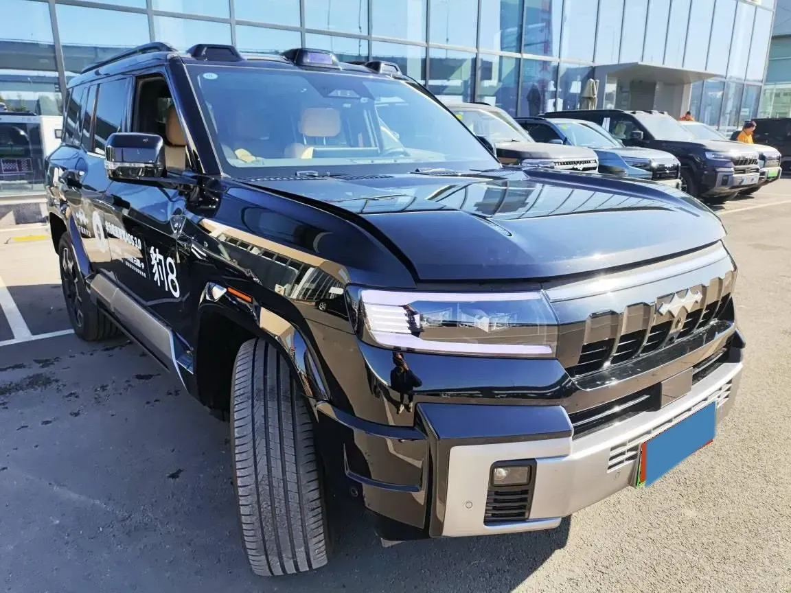 2025 FangChengBao Bao 8 2.0T 245HP L4 E-CVT PHEV 36.8KWH,autocango,china used car exporter,china ev exporter,chinese used car exporter,chinese used ev exporter