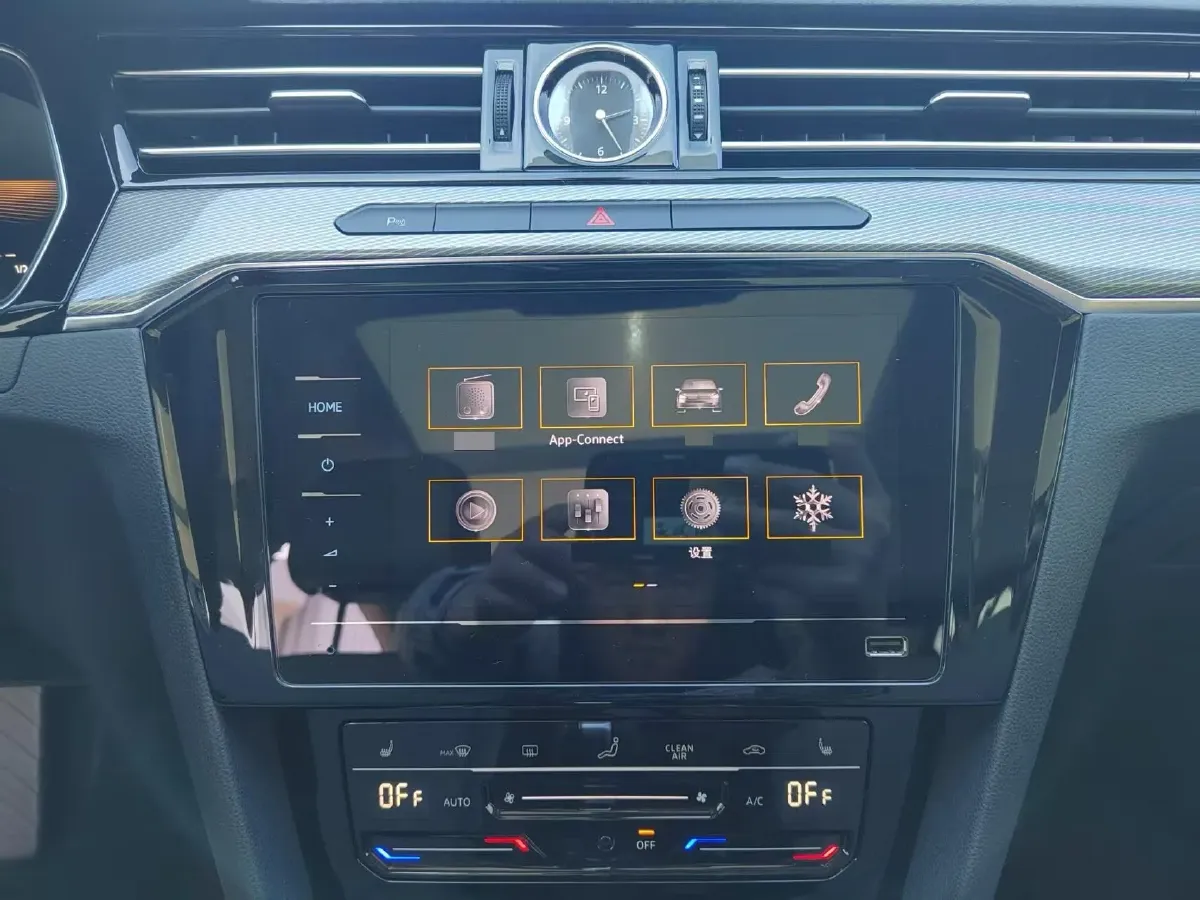 2023 Volkswagen Magotan 2.0T 186HP L4 7DCT,autocango,china used car exporter,china ev exporter,chinese used car exporter,chinese used ev exporter