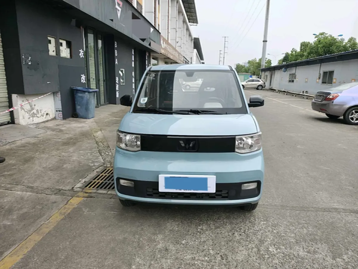 2022 WuLing HongGuang MINI EV BEV 13.9KWH,autocango,china used car exporter,china ev exporter,chinese used car exporter,chinese used ev exporter