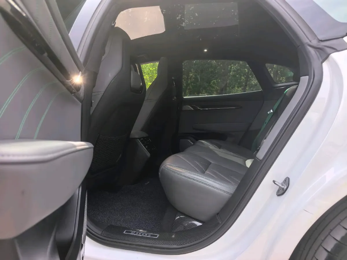 2022 Zeekr 001 BEV 100KWH,autocango,china used car exporter,china ev exporter,chinese used car exporter,chinese used ev exporter