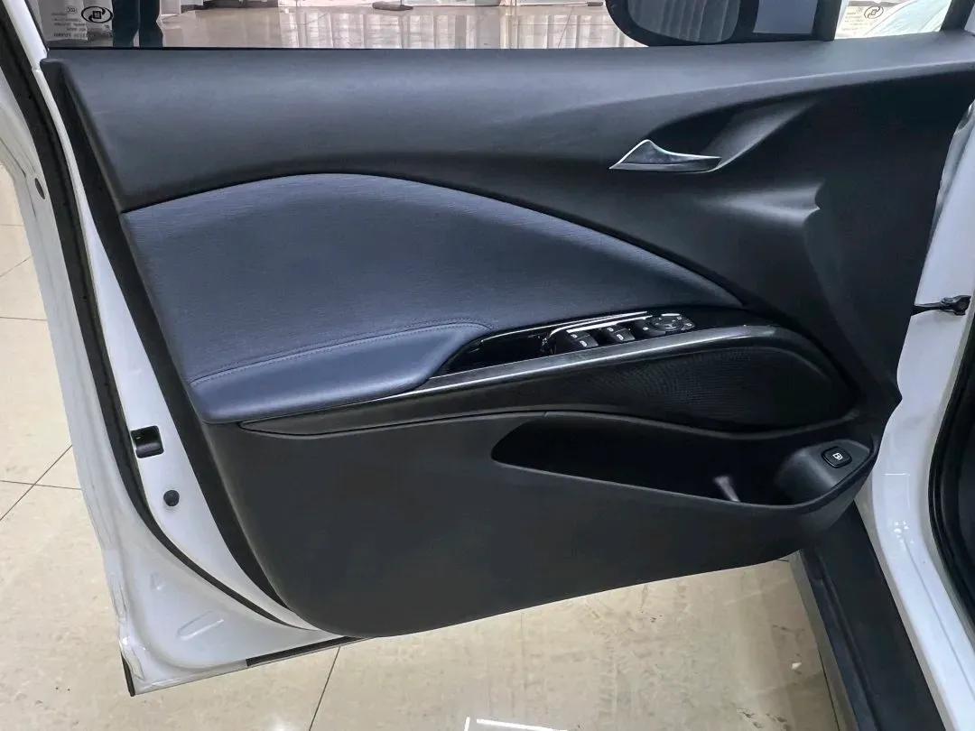 2022 Buick Velite 6 1.5L 102HP L4 E-CVT PHEV 9.5KWH,autocango,china used car exporter,china ev exporter,chinese used car exporter,chinese used ev exporter