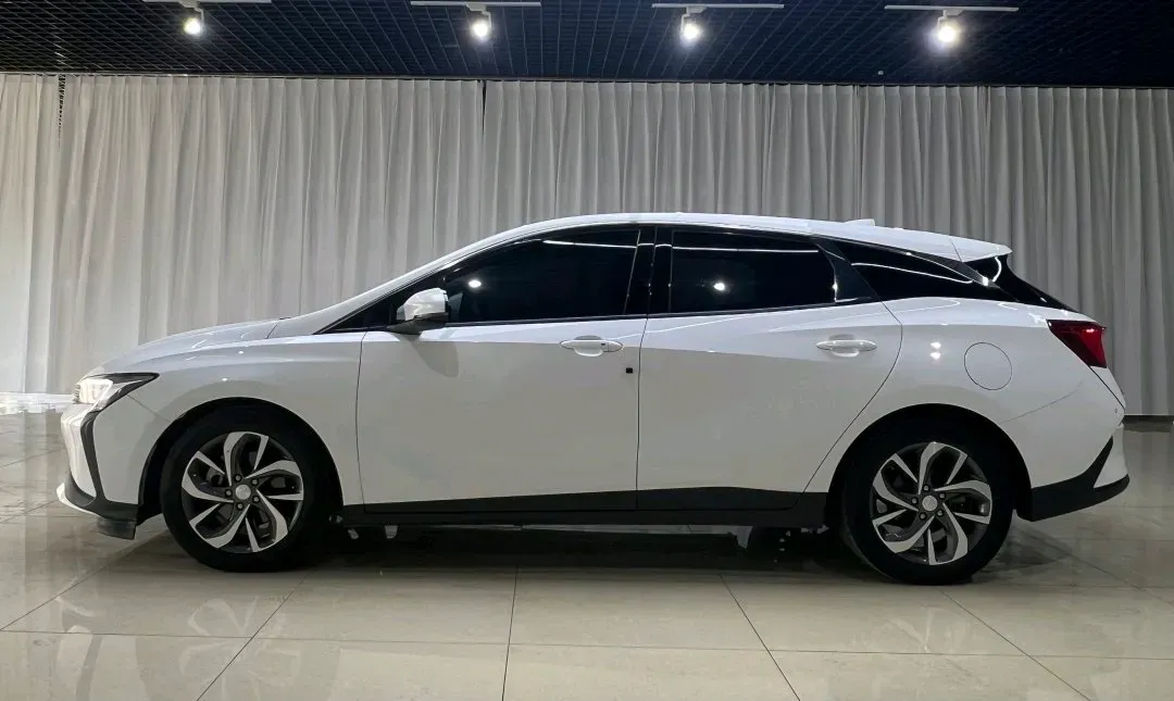 2022 Buick Velite 6 1.5L 102HP L4 E-CVT PHEV 9.5KWH,autocango,china used car exporter,china ev exporter,chinese used car exporter,chinese used ev exporter