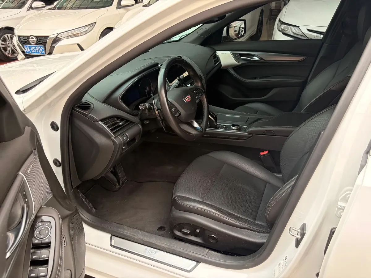 2021 Cadillac CT5 2.0T 237HP L4 10AT,autocango,china used car exporter,china ev exporter,chinese used car exporter,chinese used ev exporter