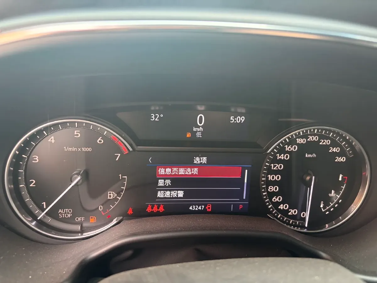 2021 Cadillac CT5 2.0T 237HP L4 10AT,autocango,china used car exporter,china ev exporter,chinese used car exporter,chinese used ev exporter
