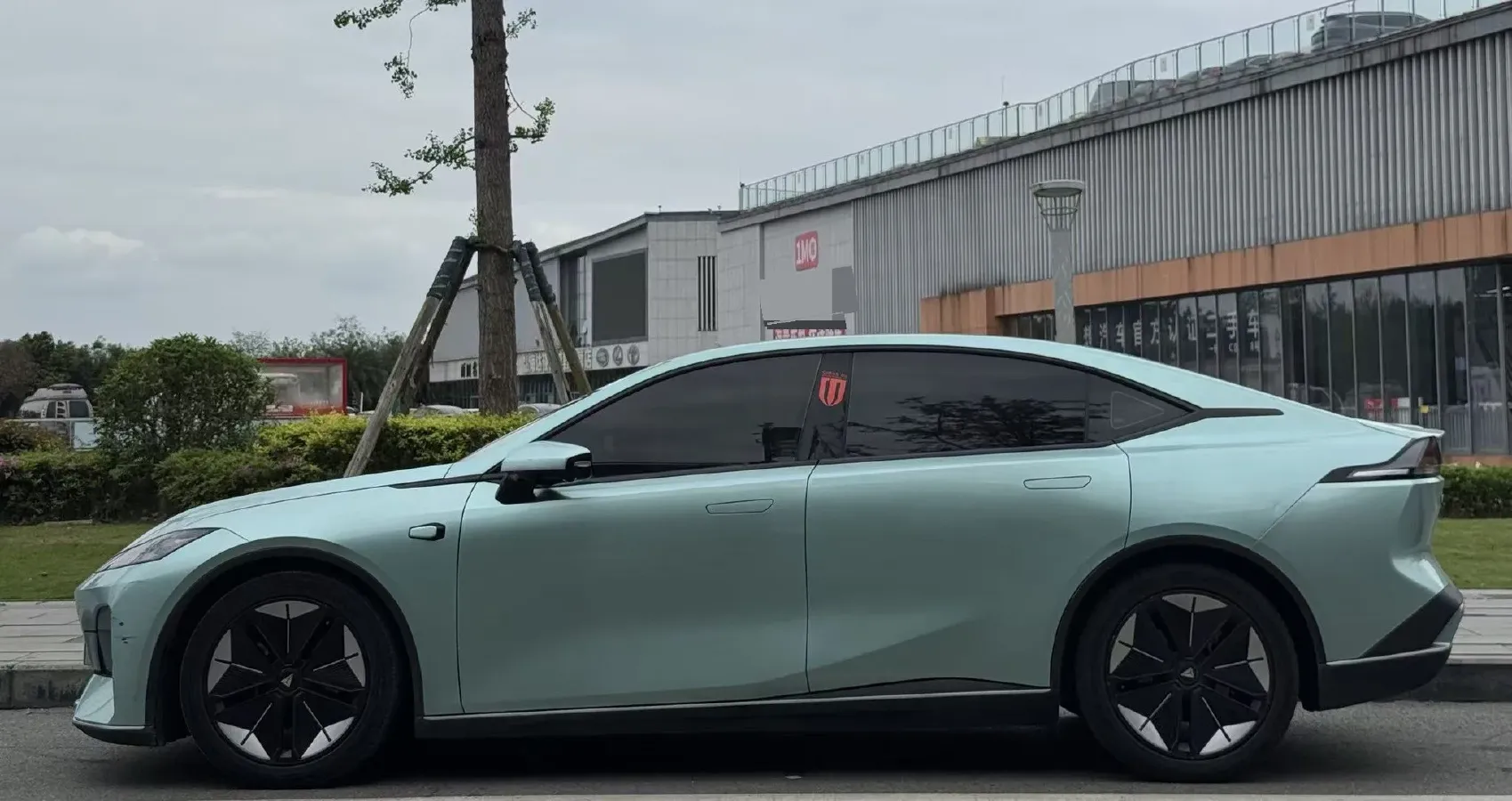 2022 DongFeng Forthing LingZhi EV BEV 68.4KWH,autocango,china used car exporter,china ev exporter,chinese used car exporter,chinese used ev exporter