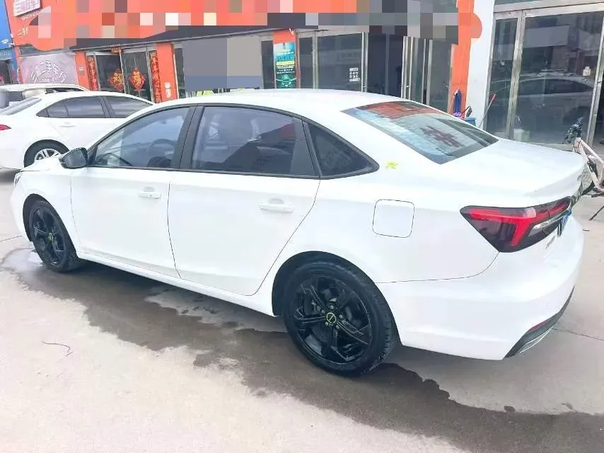 2020 Roewe i6 MAX 1.5T 173HP L4 7DCT,autocango,china used car exporter,china ev exporter,chinese used car exporter,chinese used ev exporter