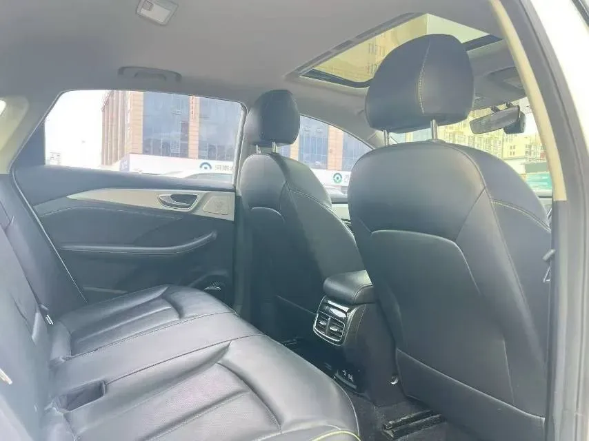 2020 Roewe i6 MAX 1.5T 173HP L4 7DCT,autocango,china used car exporter,china ev exporter,chinese used car exporter,chinese used ev exporter