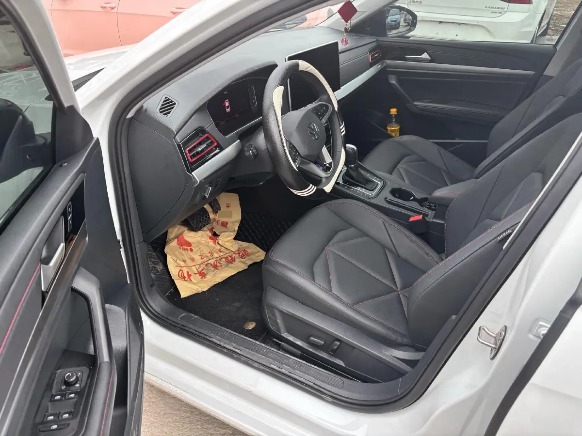 2024 Volkswagen Lavida 1.5T 160HP L4 7DCT,autocango,china used car exporter,china ev exporter,chinese used car exporter,chinese used ev exporter