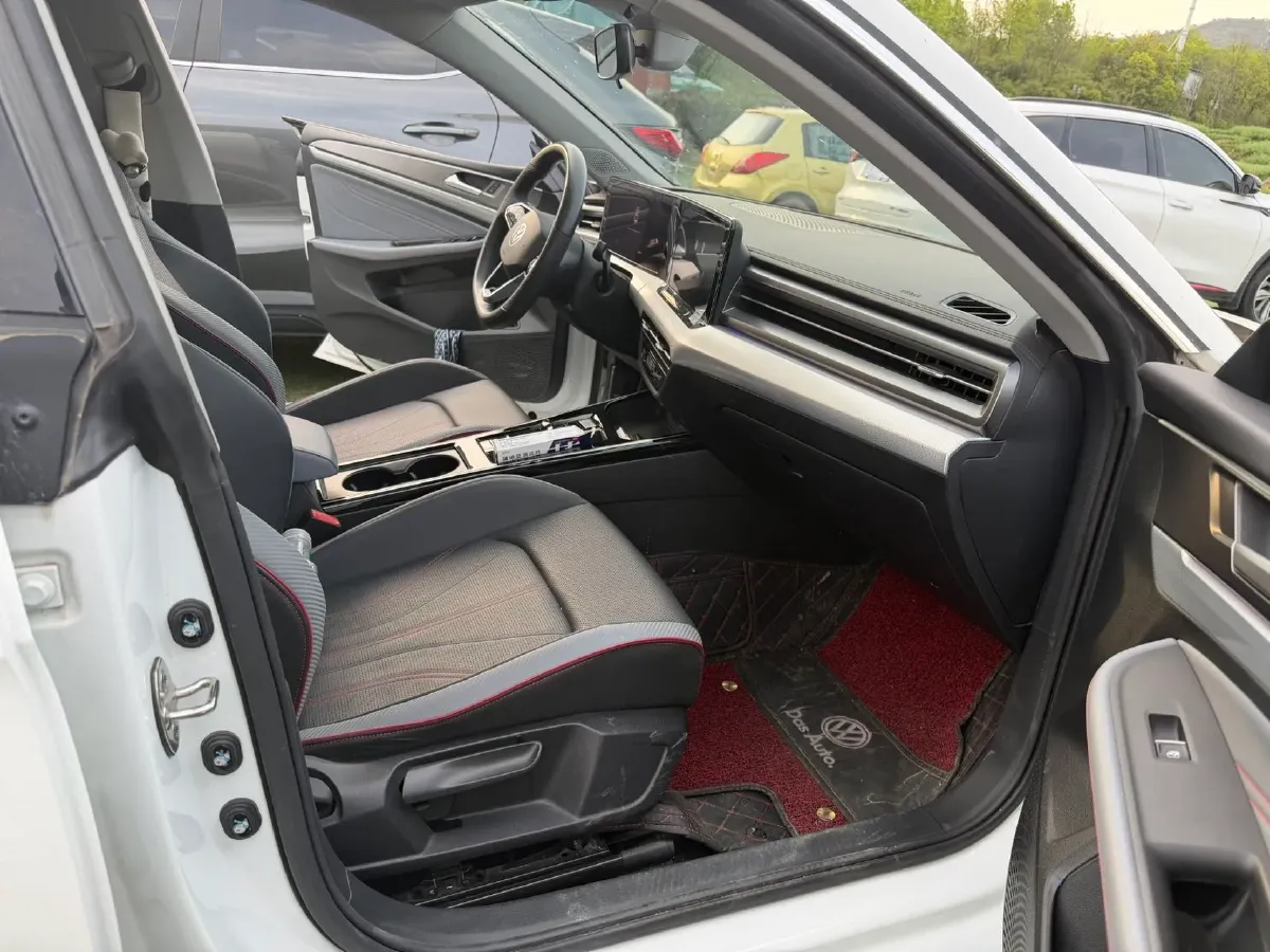 2024 Volkswagen Lamando 1.4T 150HP L4 7DCT,autocango,china used car exporter,china ev exporter,chinese used car exporter,chinese used ev exporter