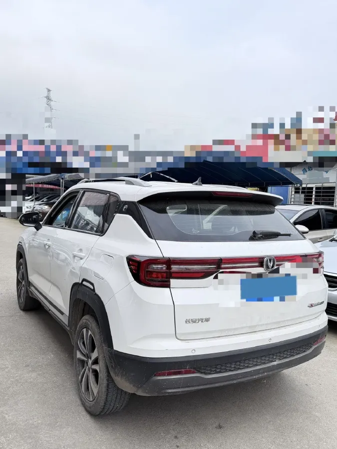 2021 ChangAn CS35 Plus 1.6L 128HP L4 5MT,autocango,china used car exporter,china ev exporter,chinese used car exporter,chinese used ev exporter