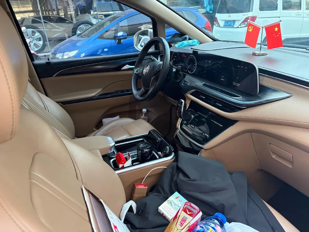 2020 Buick GL8 2.0T 237HP L4 9AT,autocango,china used car exporter,china ev exporter,chinese used car exporter,chinese used ev exporter