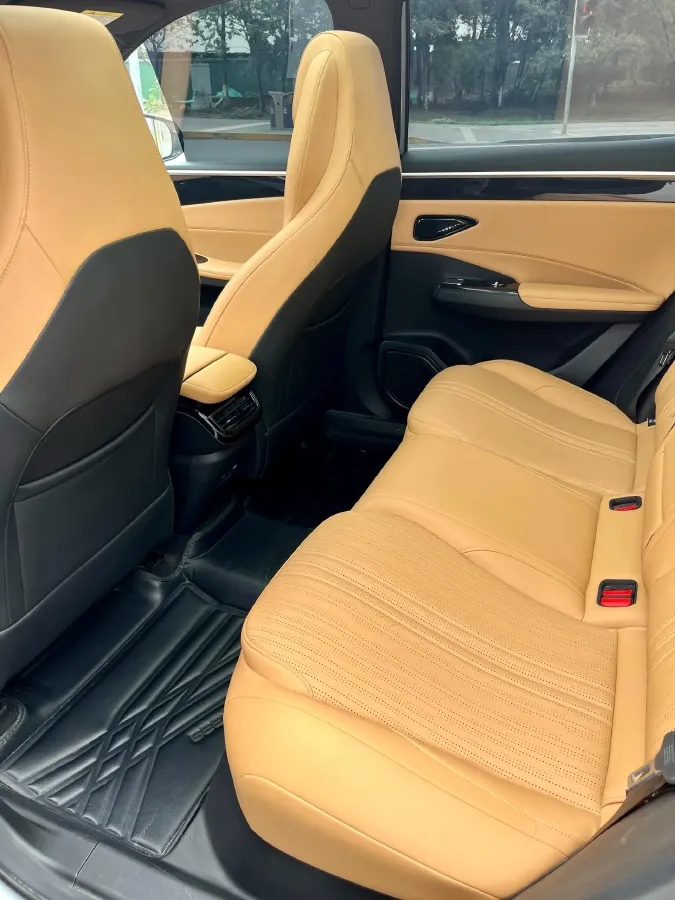 2024 Geely Galaxy L7 1.5T 163HP L4 3DHT PHEV 18.7KWH,autocango,china used car exporter,china ev exporter,chinese used car exporter,chinese used ev exporter