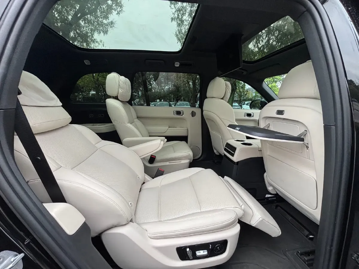 2022 Li L9 Range Extended 154HP REEV 42.6KWH,autocango,china used car exporter,china ev exporter,chinese used car exporter,chinese used ev exporter