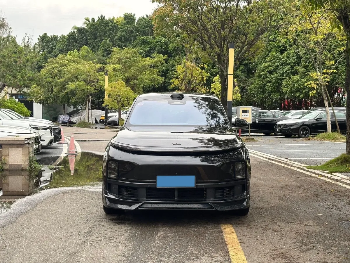2022 Li L9 Range Extended 154HP REEV 42.6KWH,autocango,china used car exporter,china ev exporter,chinese used car exporter,chinese used ev exporter