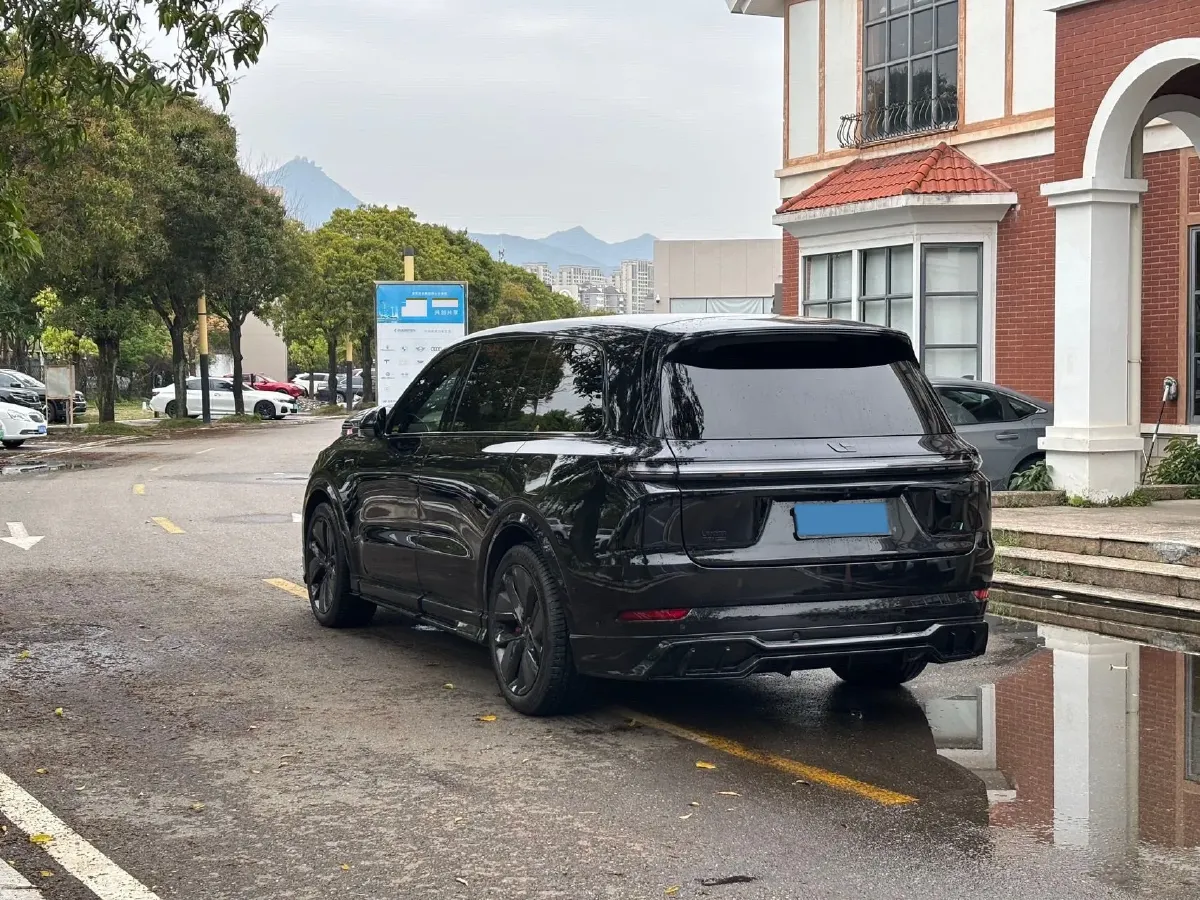 2022 Li L9 Range Extended 154HP REEV 42.6KWH,autocango,china used car exporter,china ev exporter,chinese used car exporter,chinese used ev exporter