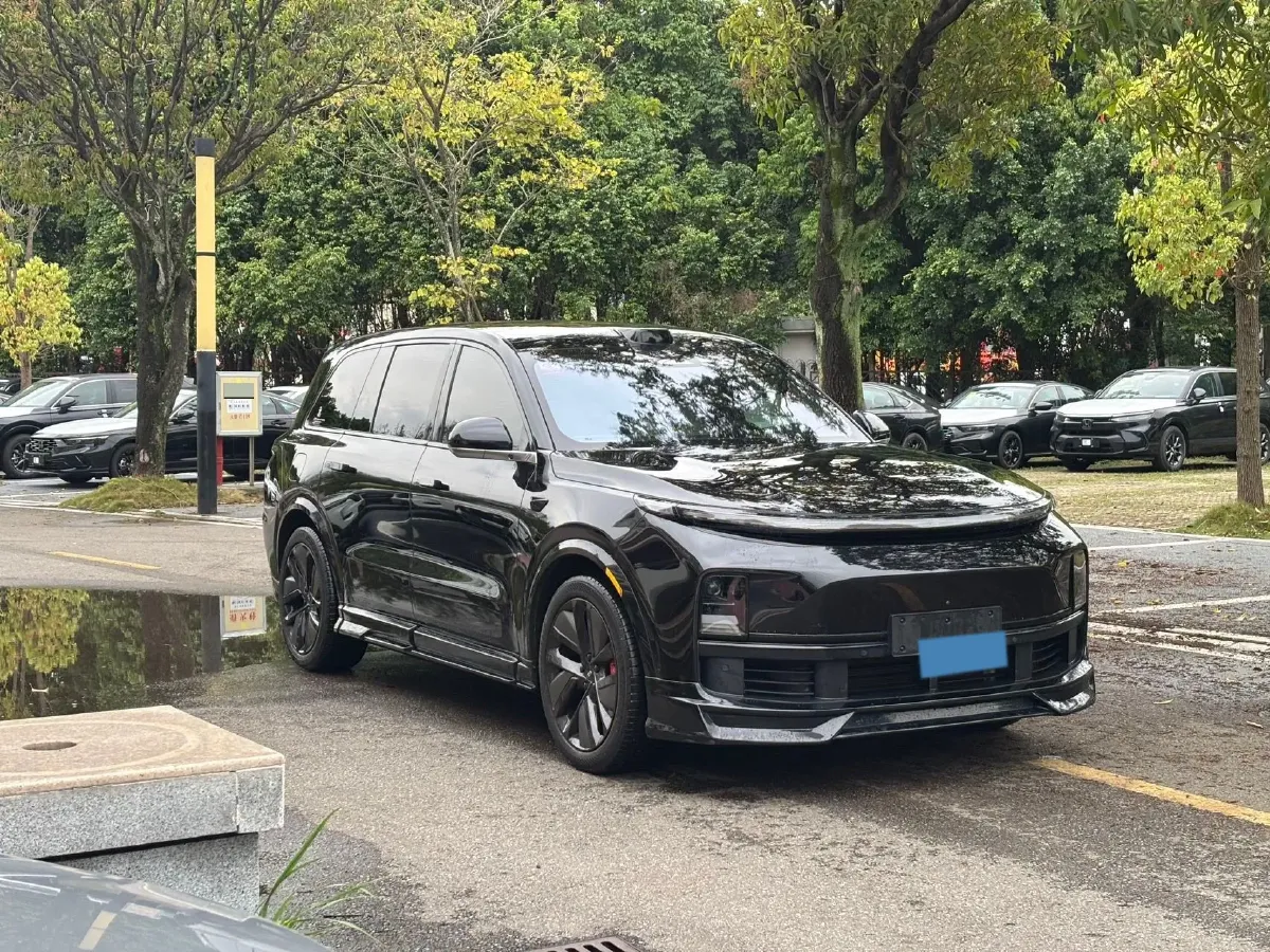 2022 Li L9 Range Extended 154HP REEV 42.6KWH,autocango,china used car exporter,china ev exporter,chinese used car exporter,chinese used ev exporter