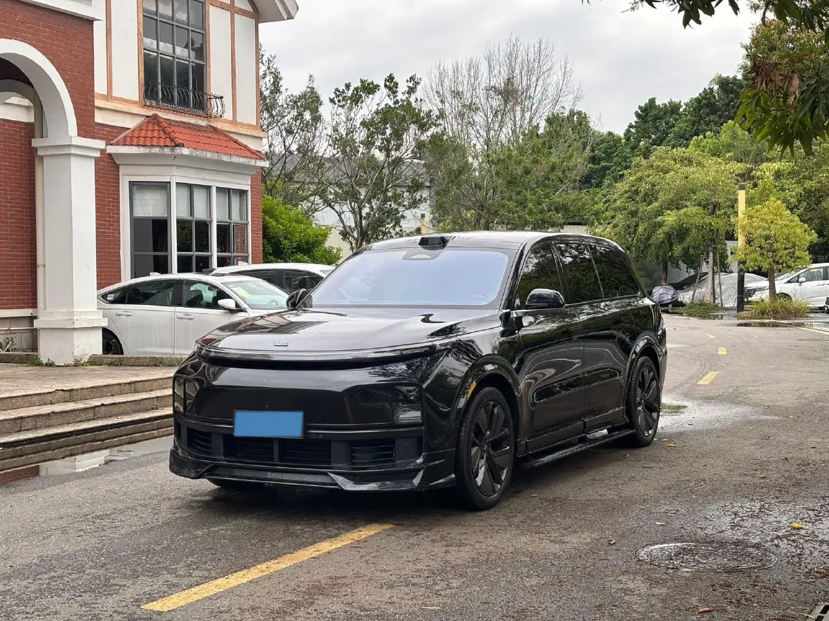 2022 Li L9 Range Extended 154HP REEV 42.6KWH,autocango,china used car exporter,china ev exporter,chinese used car exporter,chinese used ev exporter