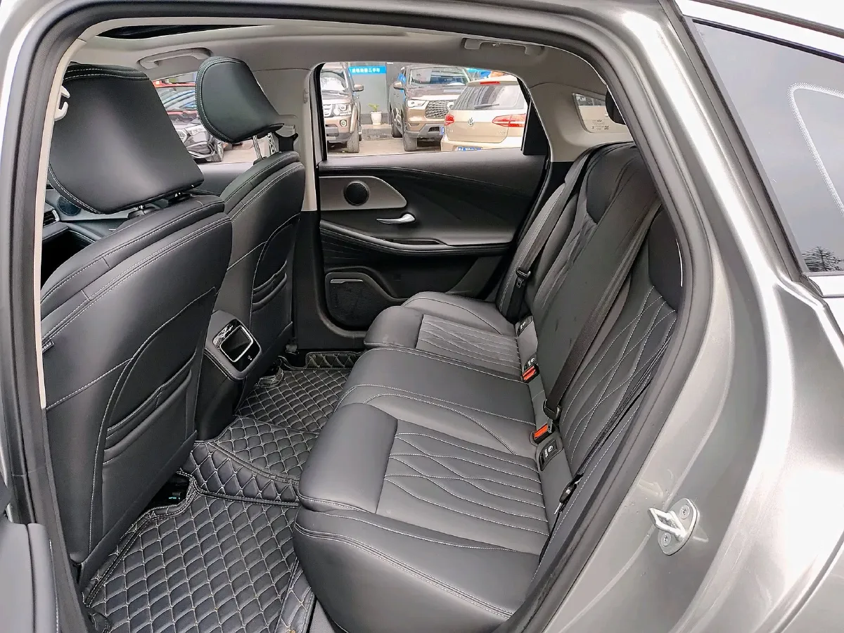 2024 Chery Arrizo 8 1.6T 197HP L4 7DCT,autocango,china used car exporter,china ev exporter,chinese used car exporter,chinese used ev exporter