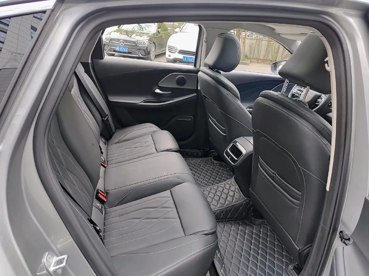 2024 Chery Arrizo 8 1.6T 197HP L4 7DCT,autocango,china used car exporter,china ev exporter,chinese used car exporter,chinese used ev exporter