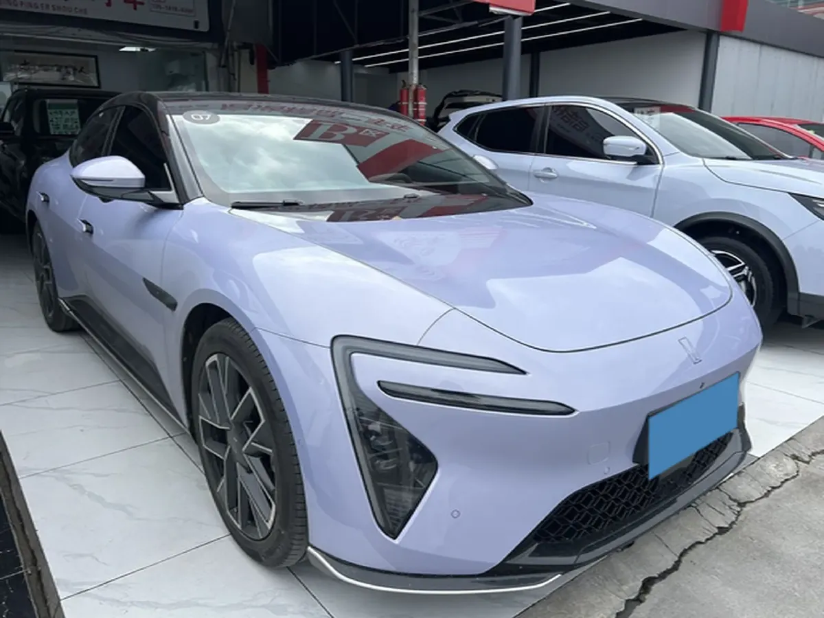 2025 Avatr 06 REEV 156HP REEV,autocango,china used car exporter,china ev exporter,chinese used car exporter,chinese used ev exporter