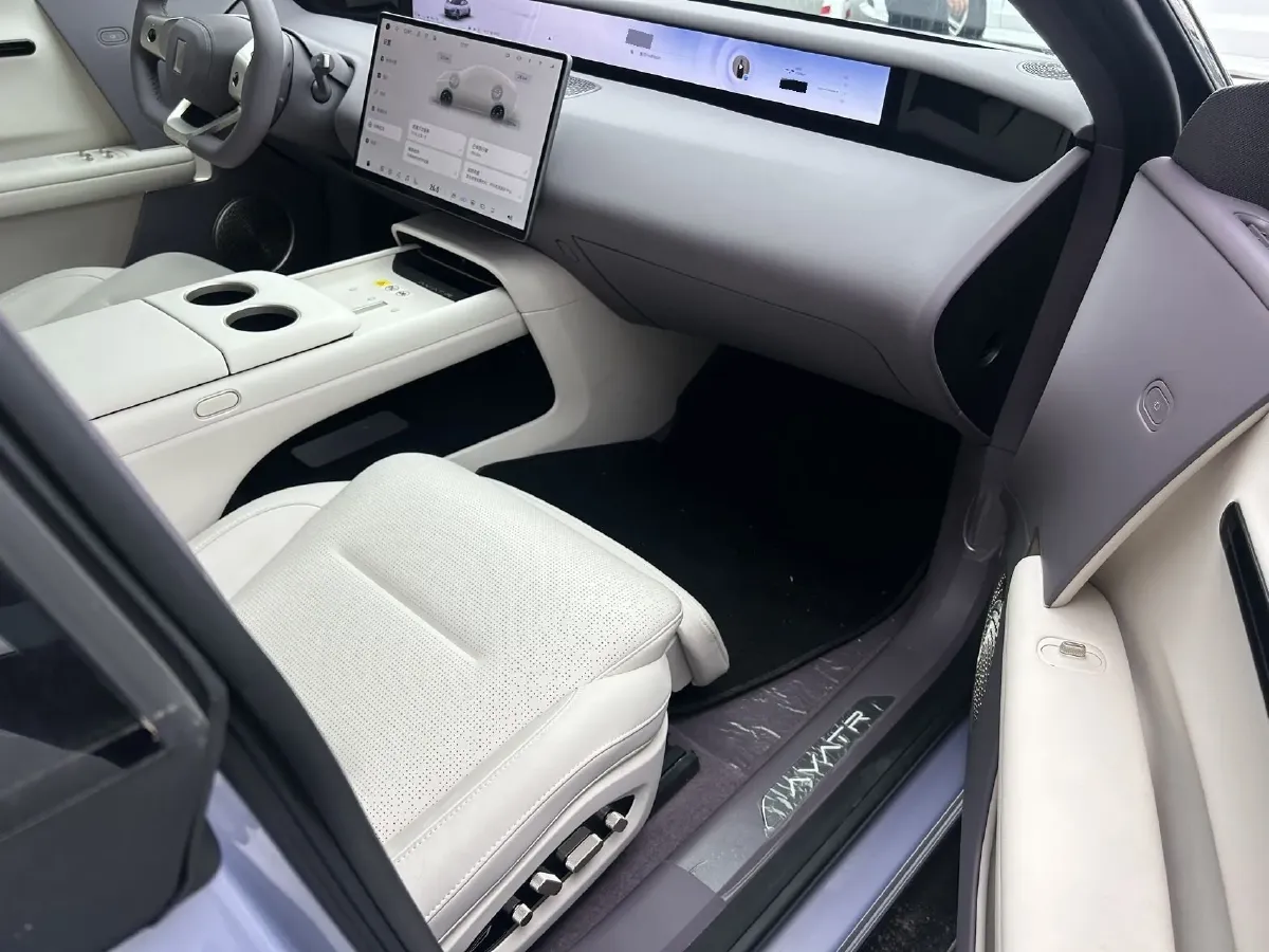 2025 Avatr 06 REEV 156HP REEV,autocango,china used car exporter,china ev exporter,chinese used car exporter,chinese used ev exporter