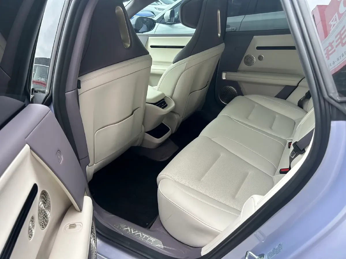 2025 Avatr 06 REEV 156HP REEV,autocango,china used car exporter,china ev exporter,chinese used car exporter,chinese used ev exporter