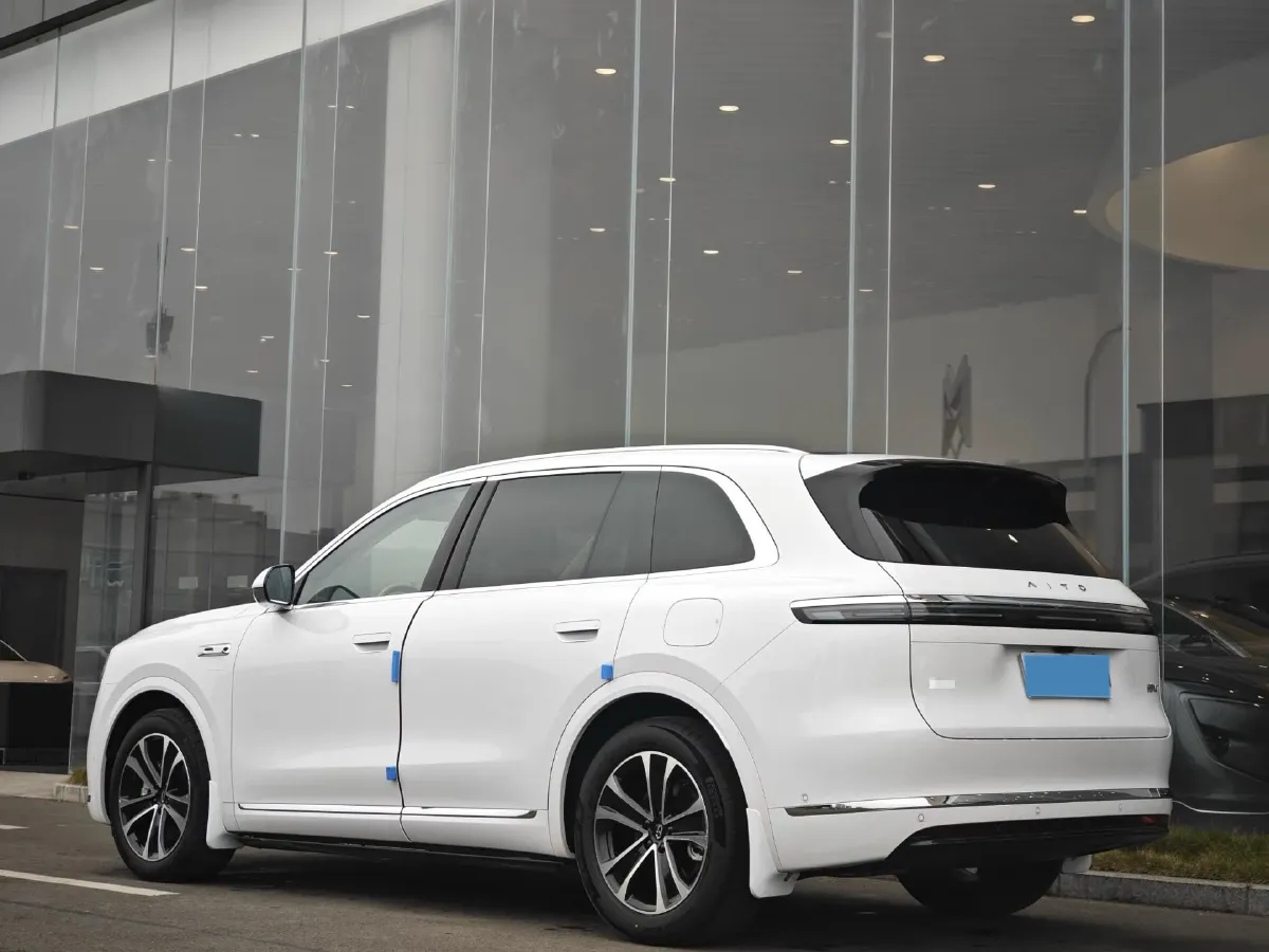 2026 AITO AITO M7 REEV 160HP REEV,autocango,china used car exporter,china ev exporter,chinese used car exporter,chinese used ev exporter