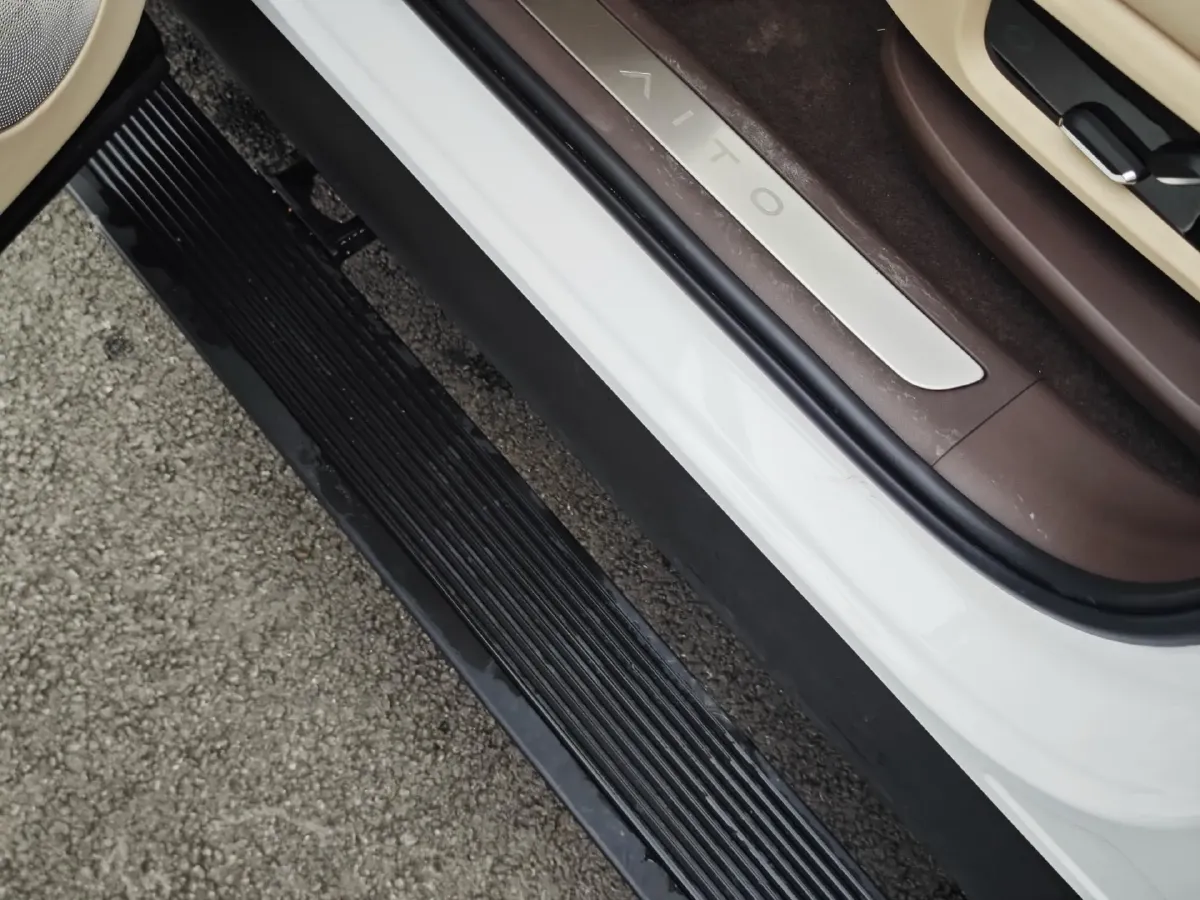 2026 AITO AITO M7 REEV 160HP REEV,autocango,china used car exporter,china ev exporter,chinese used car exporter,chinese used ev exporter