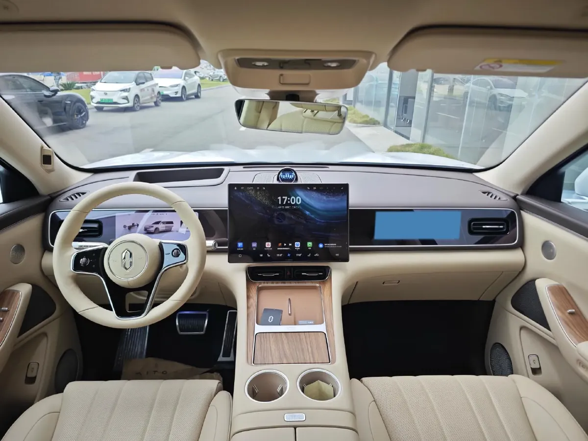 2026 AITO AITO M7 REEV 160HP REEV,autocango,china used car exporter,china ev exporter,chinese used car exporter,chinese used ev exporter