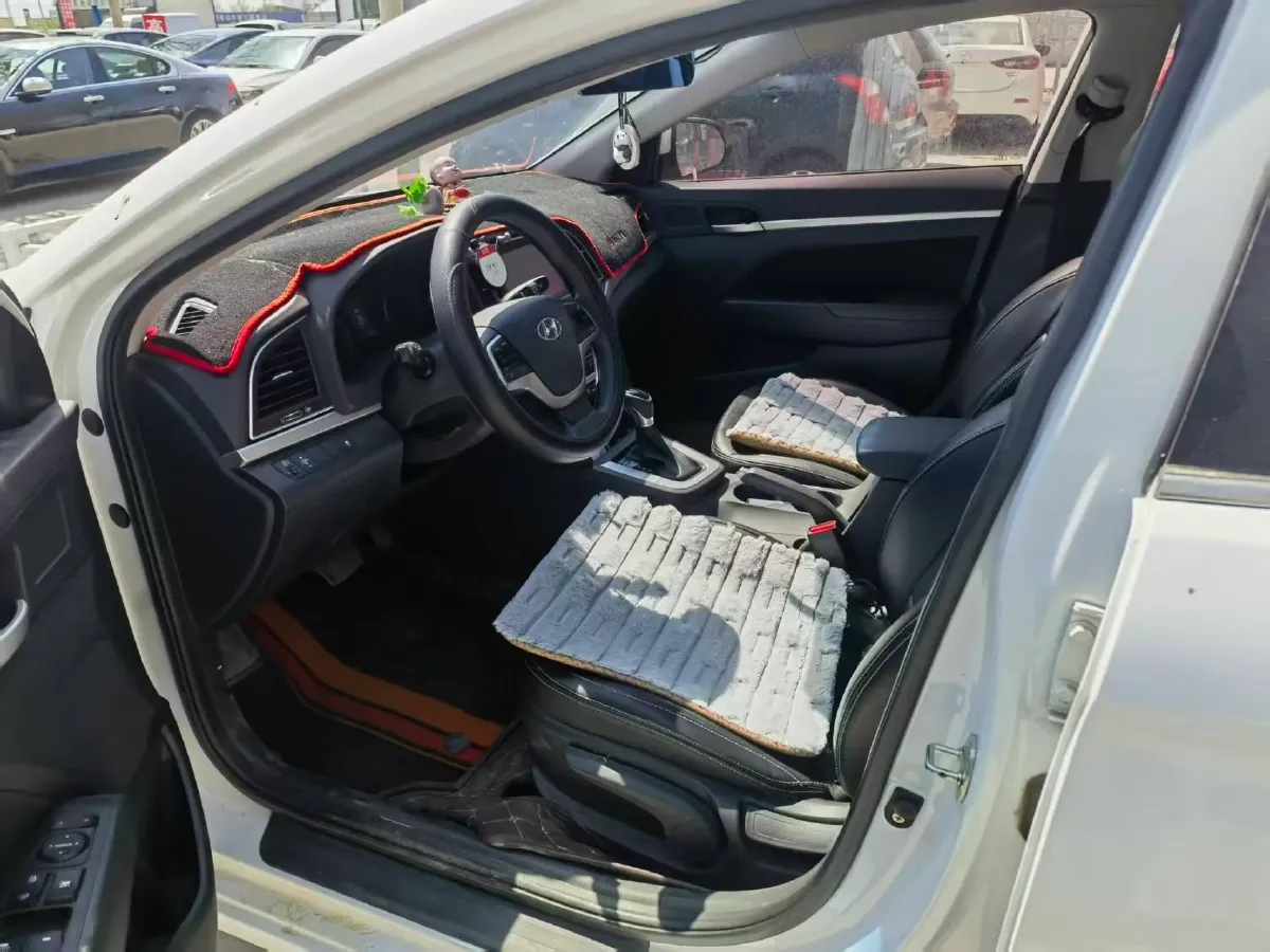 2016 Hyundai Elantra 1.6L 130HP L4 6AT,autocango,china used car exporter,china ev exporter,chinese used car exporter,chinese used ev exporter