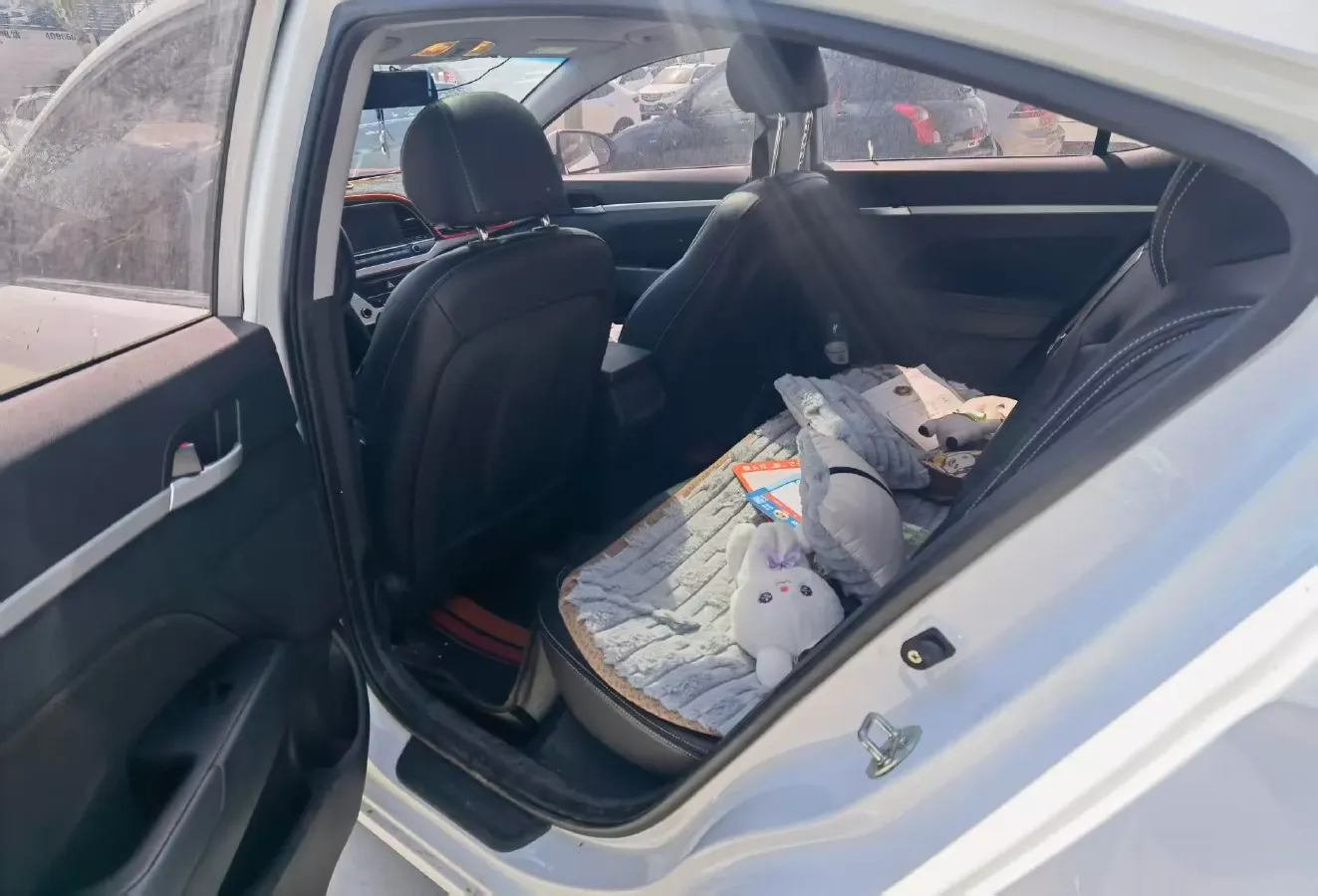 2016 Hyundai Elantra 1.6L 130HP L4 6AT,autocango,china used car exporter,china ev exporter,chinese used car exporter,chinese used ev exporter