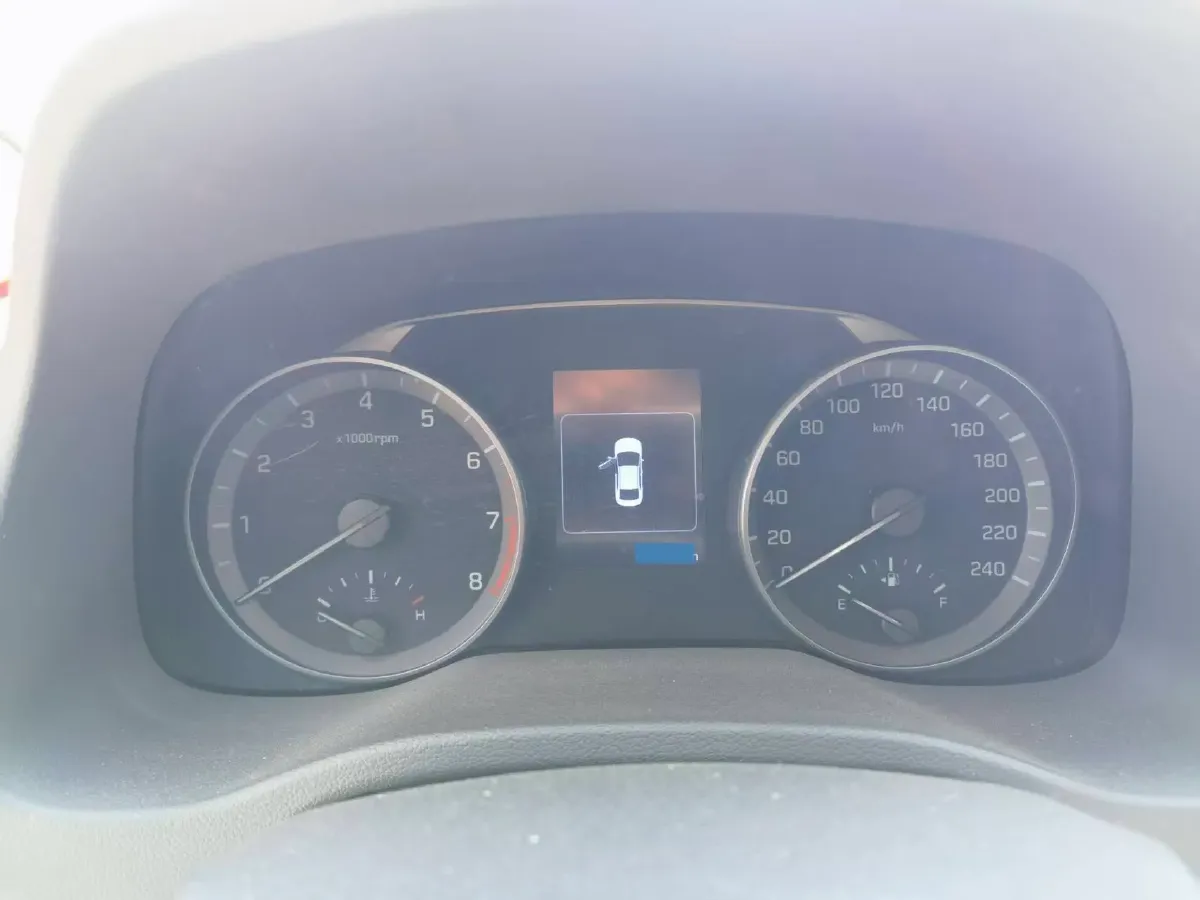 2016 Hyundai Elantra 1.6L 130HP L4 6AT,autocango,china used car exporter,china ev exporter,chinese used car exporter,chinese used ev exporter