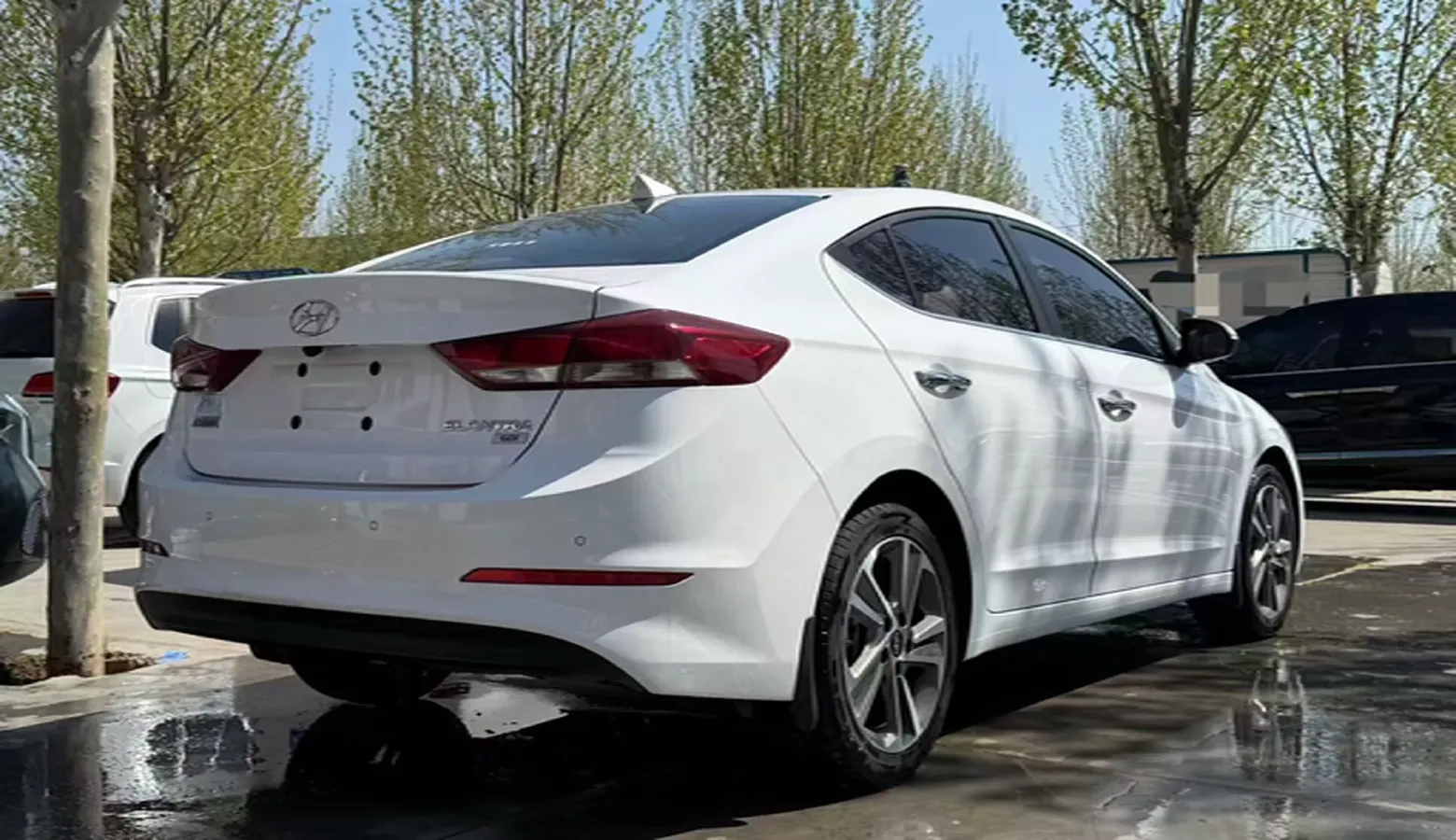 2016 Hyundai Elantra 1.6L 130HP L4 6AT,autocango,china used car exporter,china ev exporter,chinese used car exporter,chinese used ev exporter