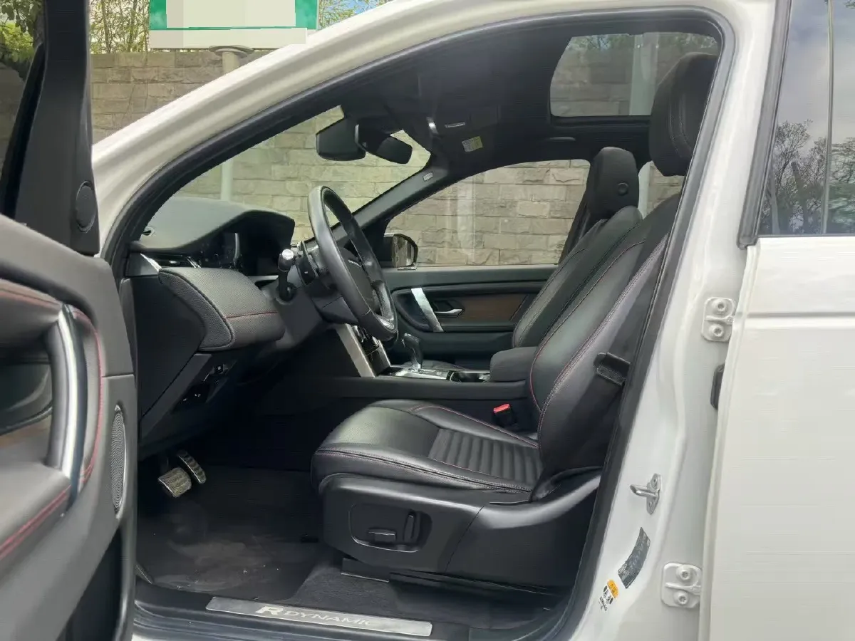 2022 Land Rover Discovery Sport 2.0T 249HP L4 9AT,autocango,china used car exporter,china ev exporter,chinese used car exporter,chinese used ev exporter