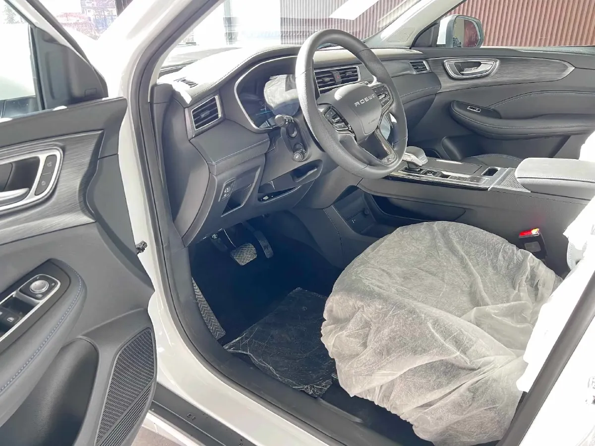 2023 Roewe RX5 1.5T 181HP L4 7DCT,autocango,china used car exporter,china ev exporter,chinese used car exporter,chinese used ev exporter