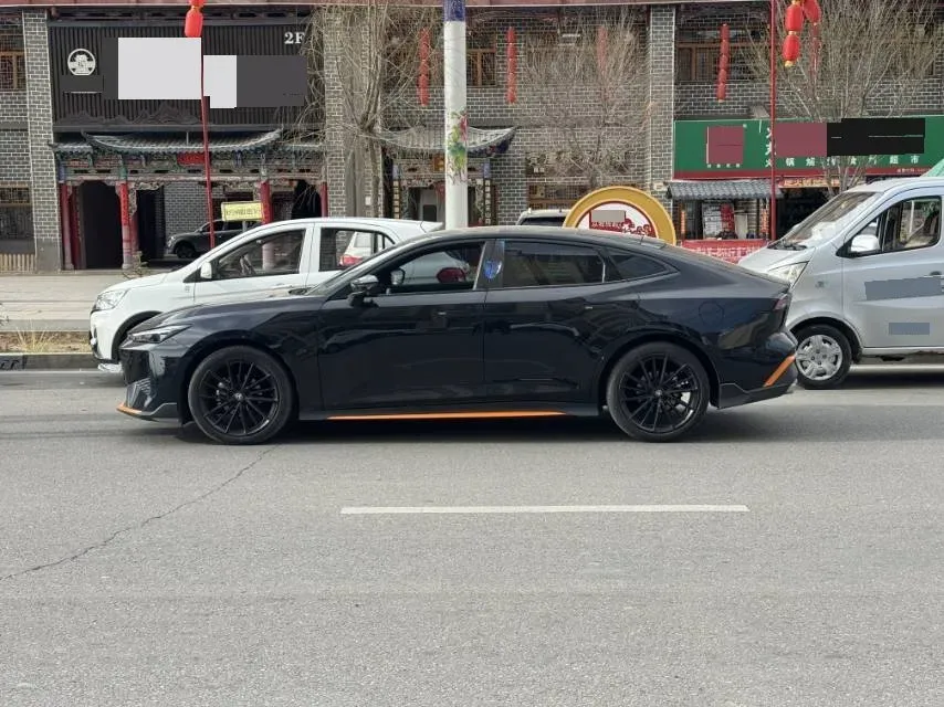 2024 ChangAn UNI-V 1.5T 188HP L4 7DCT,autocango,china used car exporter,china ev exporter,chinese used car exporter,chinese used ev exporter