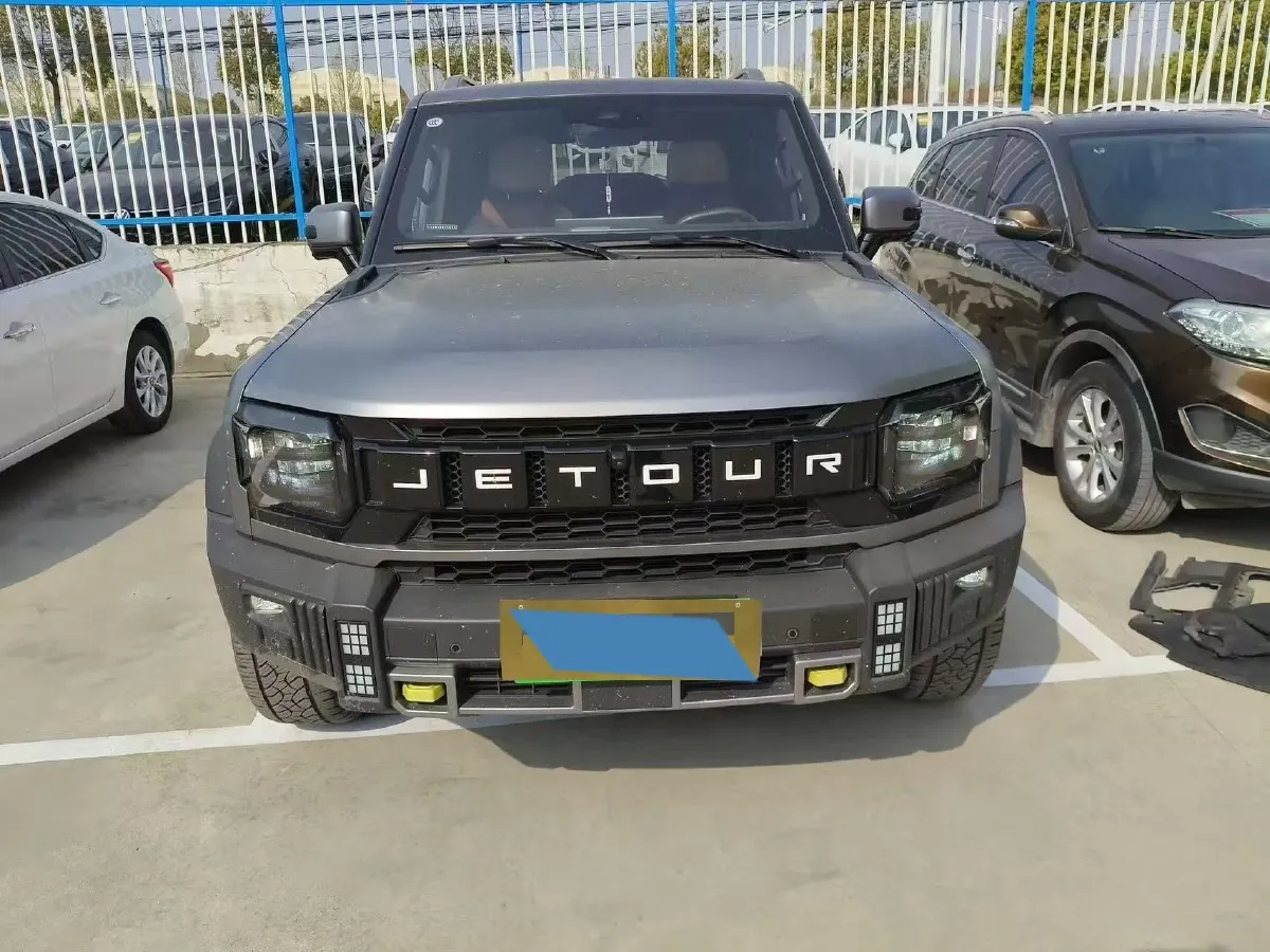2023 Jetour Traveller 2.0T 254HP L4 7DCT,autocango,china used car exporter,china ev exporter,chinese used car exporter,chinese used ev exporter