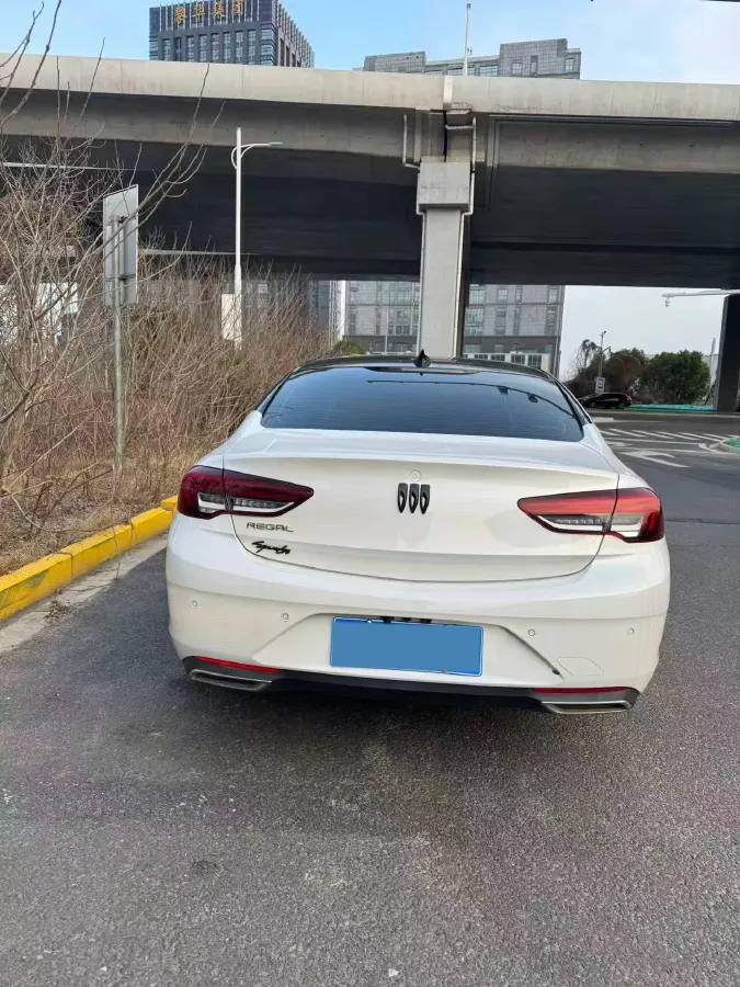 2024 Buick Regal 1.5T 169HP L4 9AT,autocango,china used car exporter,china ev exporter,chinese used car exporter,chinese used ev exporter