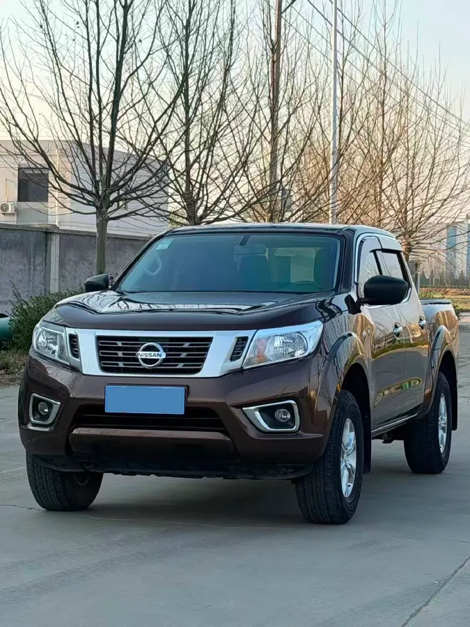 2021 Nissan Navara 2.5L 190HP L4 6MT,autocango,china used car exporter,china ev exporter,chinese used car exporter,chinese used ev exporter